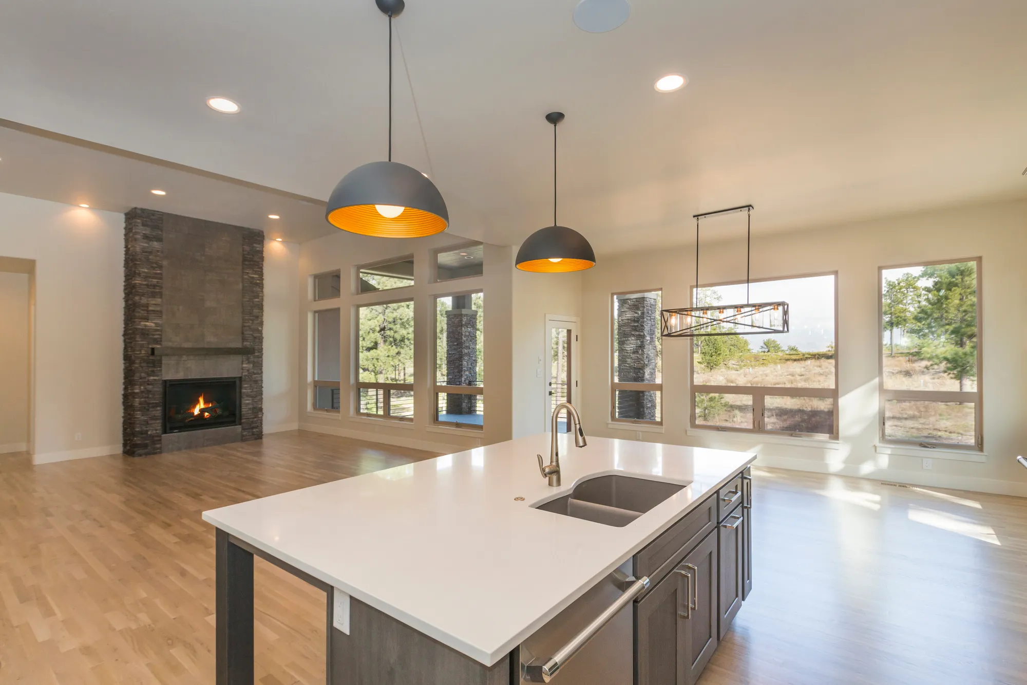 Quartz Countertops Near Me Milwaukee | MT Granite
