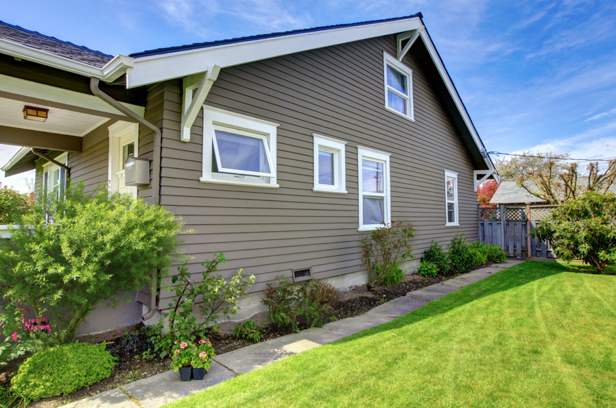 siding contractors near me